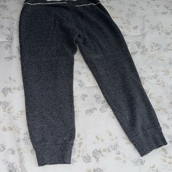 Women’s Calvin Klein Sweatpants - Picture 4 of 4